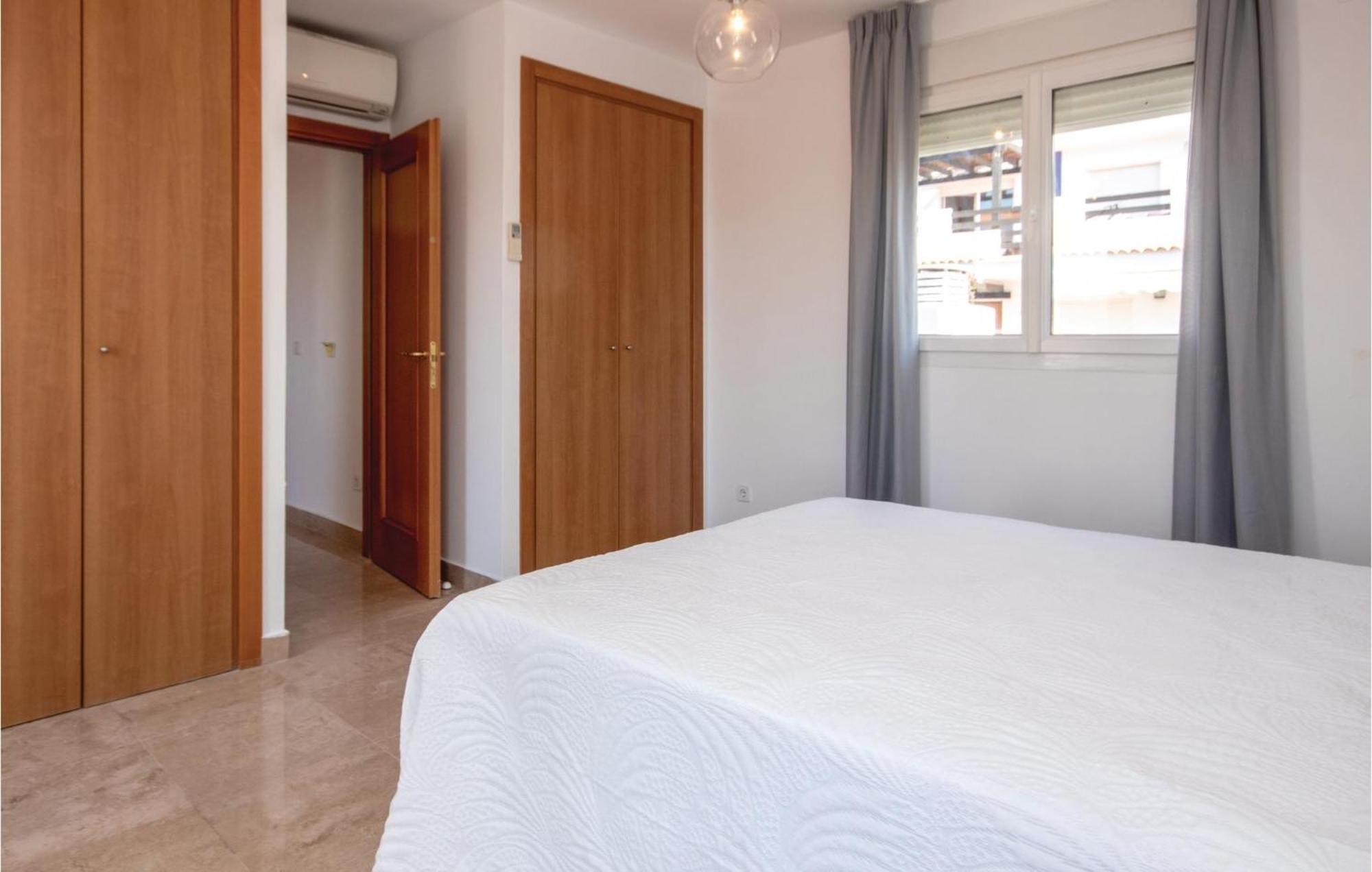 3 Bedroom Amazing Apartment In La Duquesa Castillo de Sabinillas エクステリア 写真
